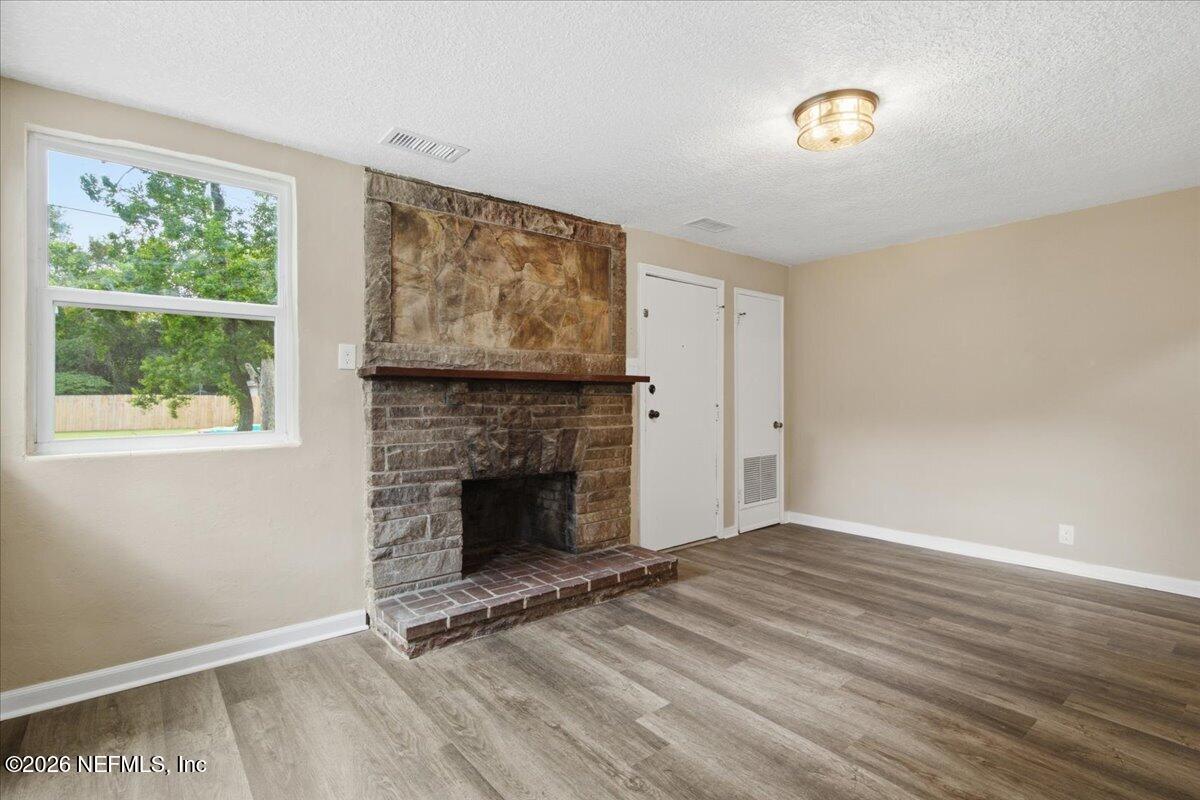 4135 Hudnall Road Jacksonville, FL 32207 - Photo 7 of 33 07-460A2382