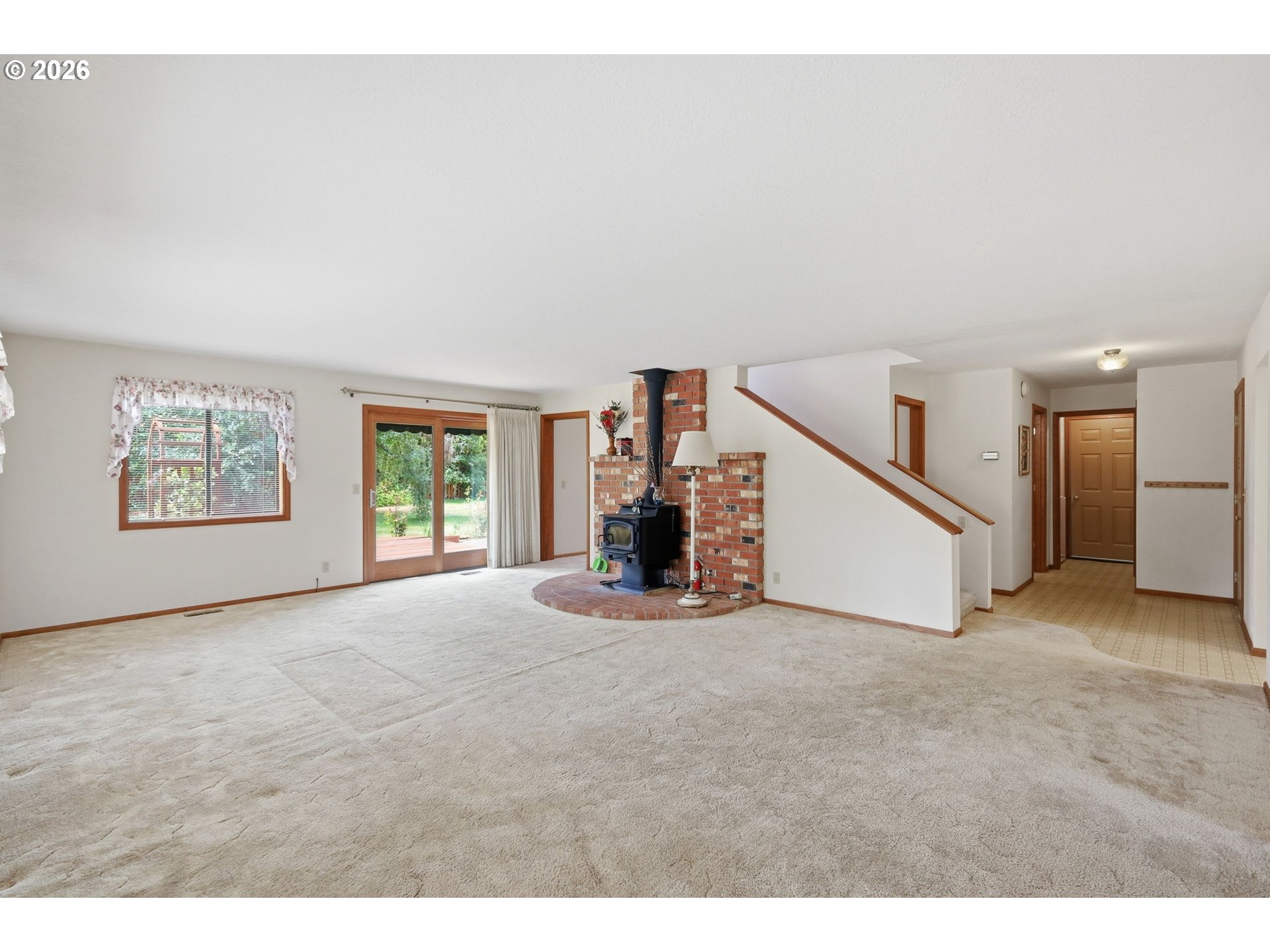 83540 Sher Khan Road Creswell, OR 97426 - Photo 5 of 48