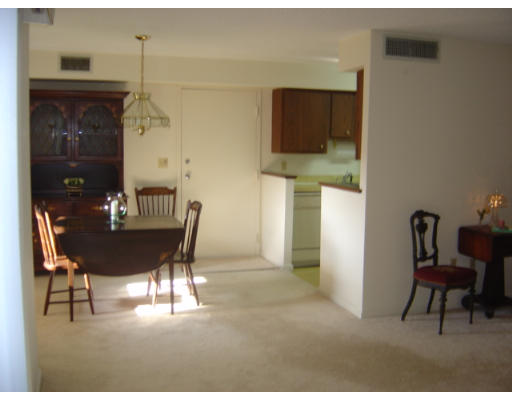 14 Beal's Cove Road, Unit J Hingham, MA 02043 - Photo 8 of 17 Gallery Image 8