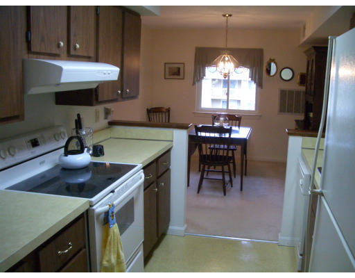 14 Beal's Cove Road, Unit J Hingham, MA 02043 - Photo 9 of 17 Gallery Image 9