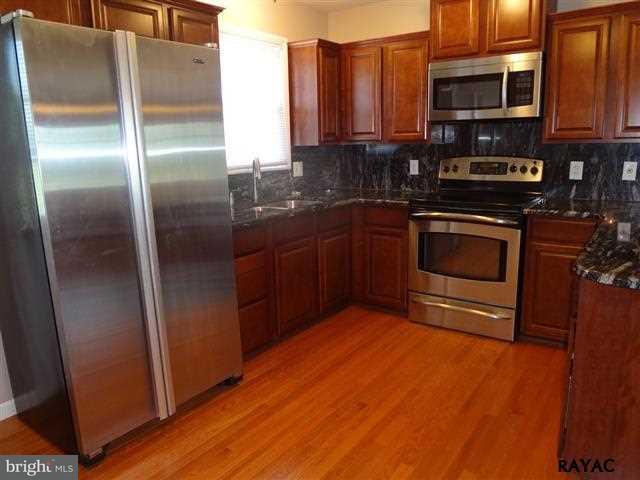 246 St Johns Road West Littlestown, PA 17340 - Photo 4 of 32