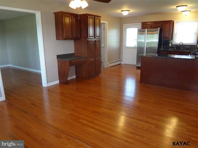 246 St Johns Road West Littlestown, PA 17340 - Photo 10 of 32