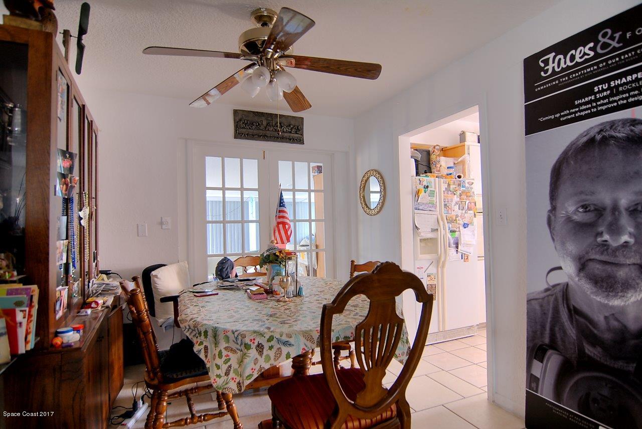 986 Santa Cruz Road Cocoa Beach, FL 32931 - Photo 5 of 10 dining