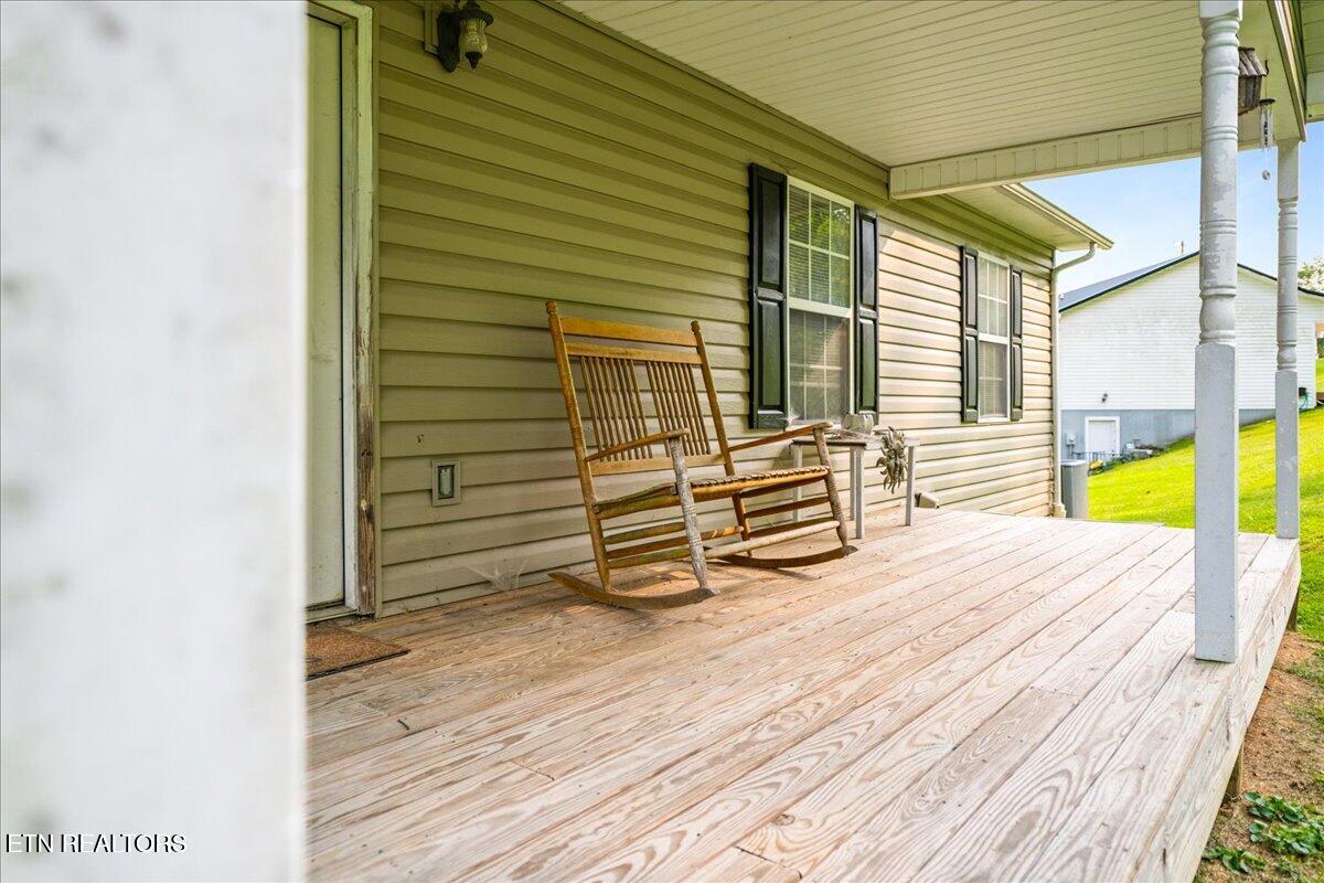 115 Sam Williams Lane Jacksboro, TN 37757 - Photo 7 of 43 28-Sam Williams