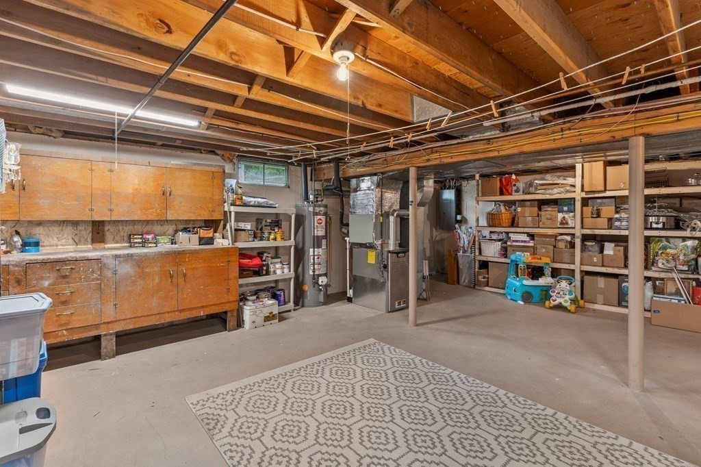 183 Basil Road Chicopee, MA 01020 - Photo 37 of 39