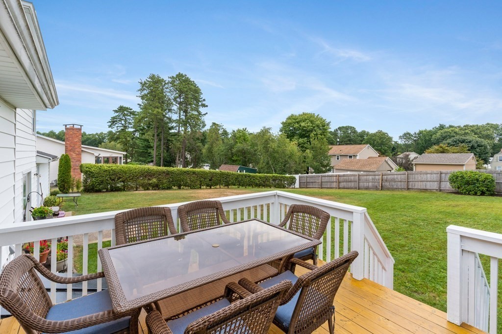 183 Basil Road Chicopee, MA 01020 - Photo 38 of 39