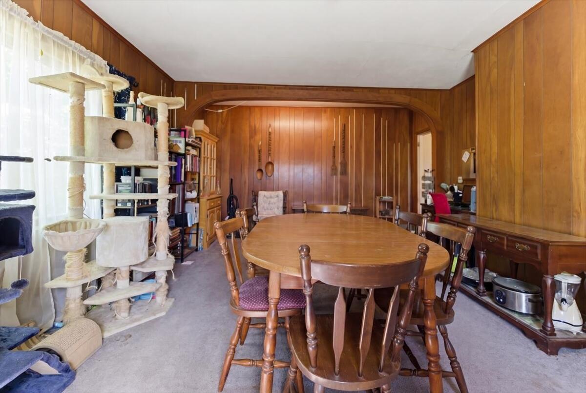 263 Number Six Road Oxford, ME 04270 - Photo 40 of 72 Dining room