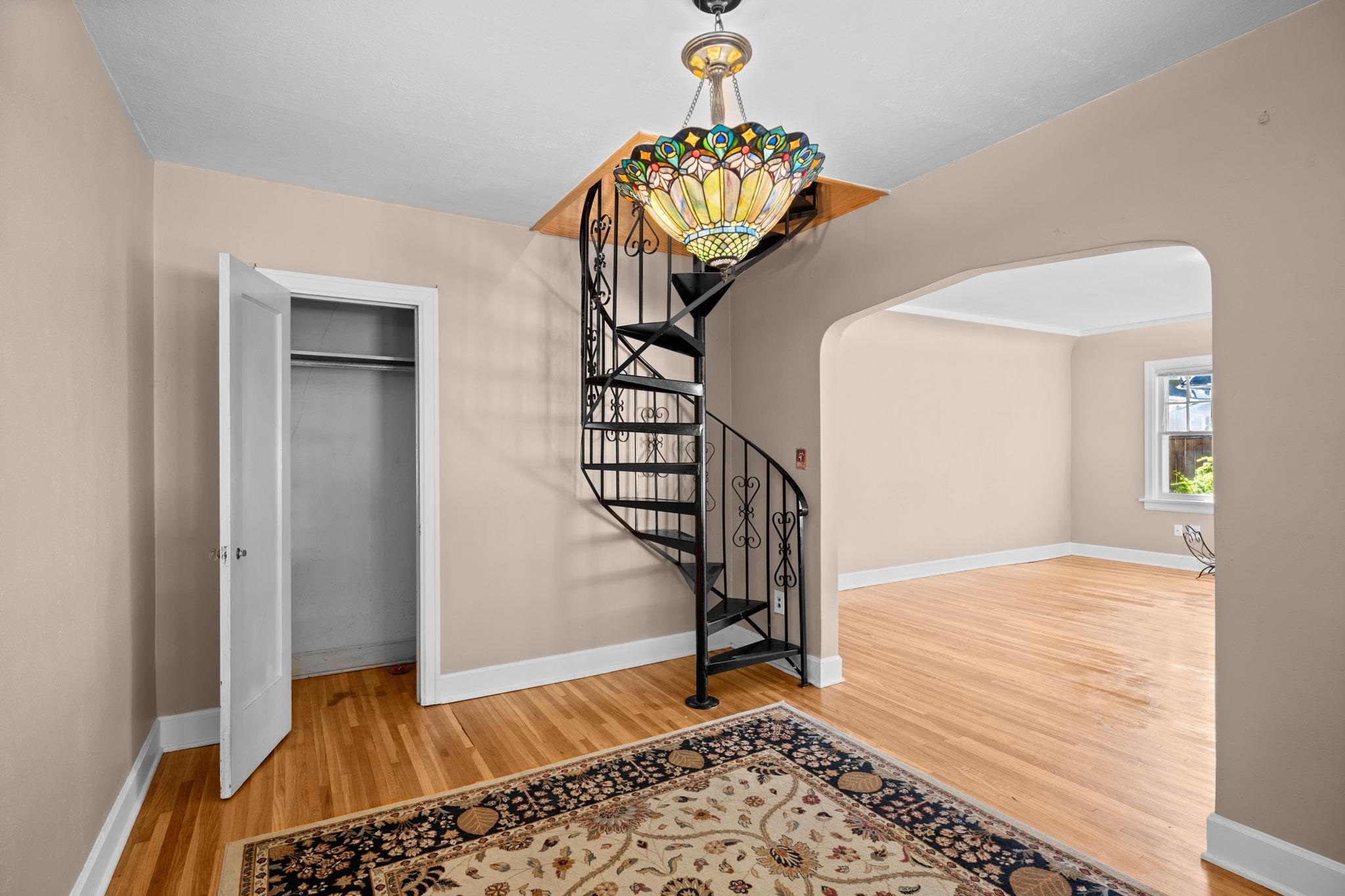 147 South Elm Street Spokane, WA 99201 - Photo 8 of 36