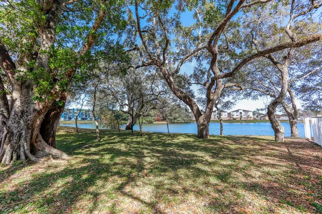 $2,500 | 3680 North 56th Avenue, Unit 806, Hollywood, FL 33021