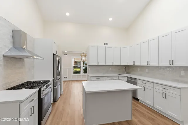 $439,900 | 294 Marni Lane, Lakewood, NJ 08701