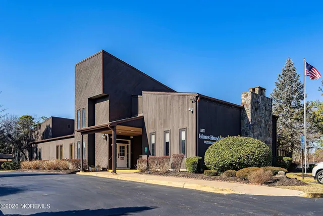 $439,900 | 294 Marni Lane, Lakewood, NJ 08701