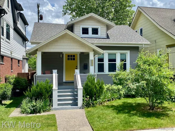 $2,500 | 434 North Center Street, Royal Oak, MI 48067
