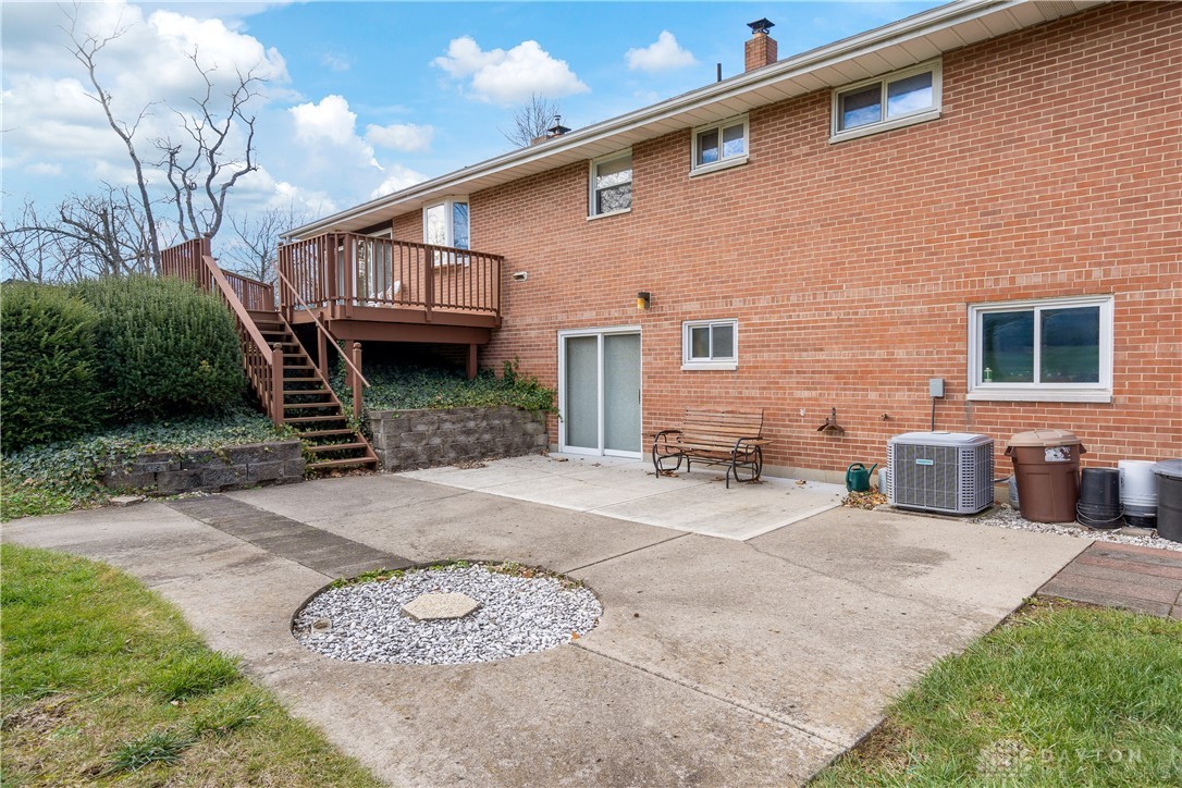 8856 Crossley Road Springboro, OH 45066 - Photo 23 of 27 Gallery Image 23
