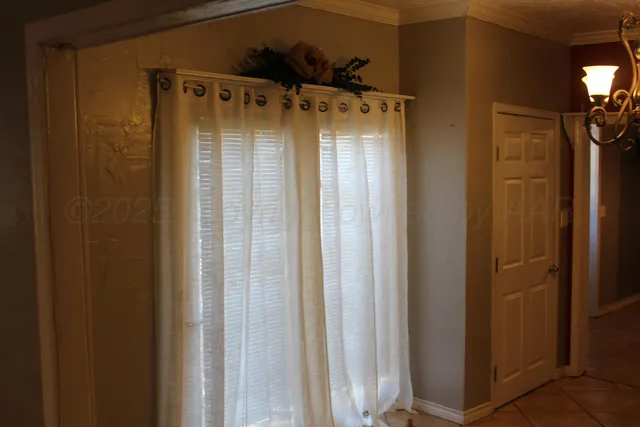 a view of walk in closet