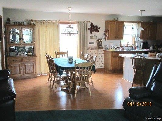 1520 Steiner Road Monroe, MI 48162 - Photo 7 of 25 Dining room.jpg