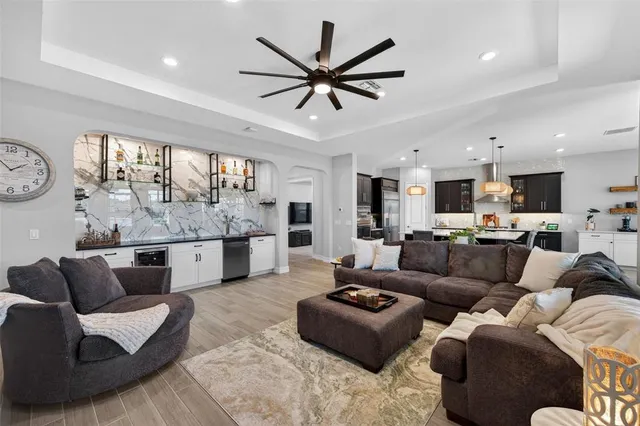 $1,100,000 | 28501 Picana Lane, Wesley Chapel, FL 33543