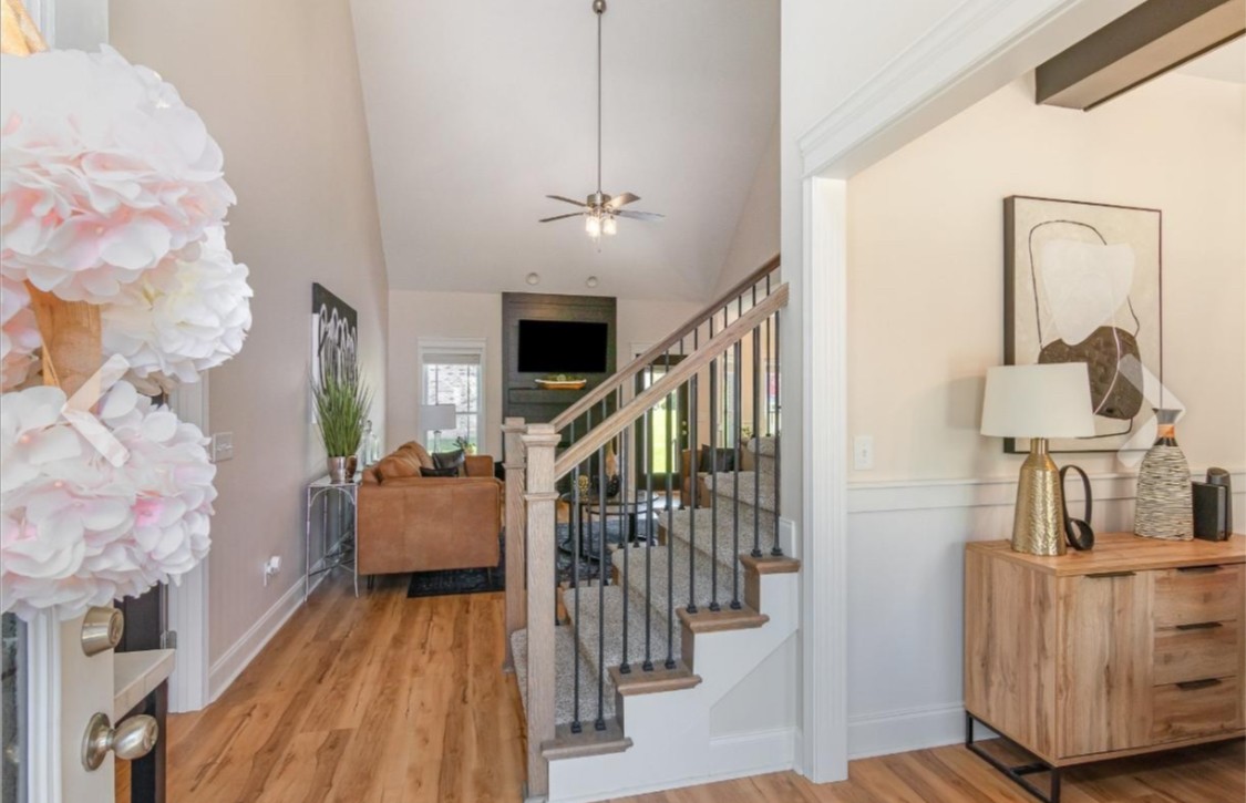 513 Summit View Circle Clarksville, TN 37043 - Photo 3 of 27