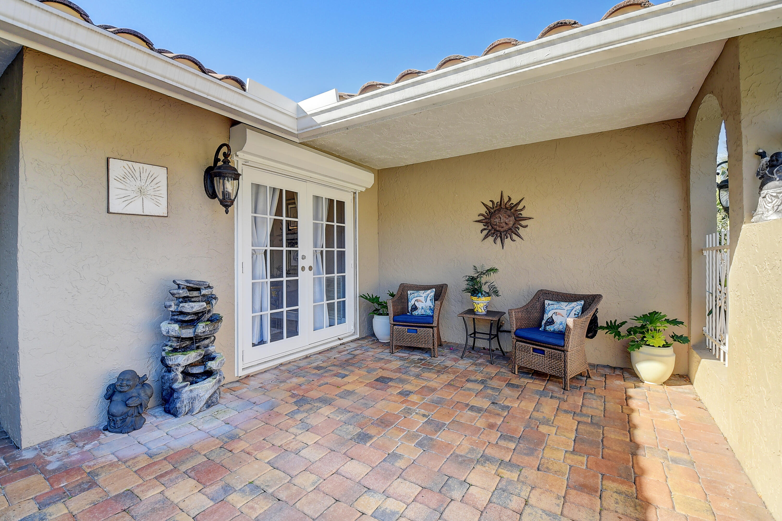 1224 Northwest 16th Street Boca Raton, FL 33486 - Photo 29 of 29 Front Lanai