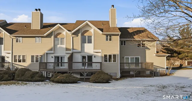 $349,900 | 3 Steeplechase Drive, Unit 3, Newington, CT 06111