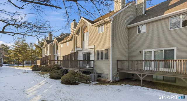 $349,900 | 3 Steeplechase Drive, Unit 3, Newington, CT 06111