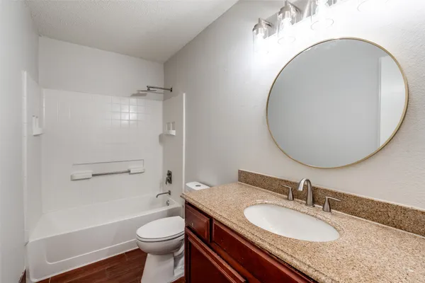 $459,500 | 417 North Blanco Street, Lockhart, TX 78644