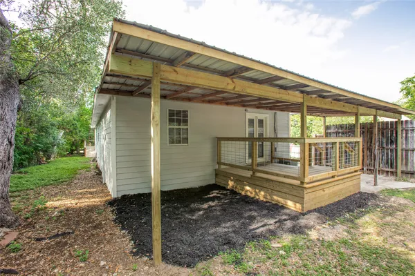 $459,500 | 417 North Blanco Street, Lockhart, TX 78644