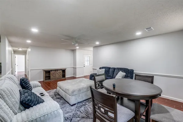 $459,500 | 417 North Blanco Street, Lockhart, TX 78644