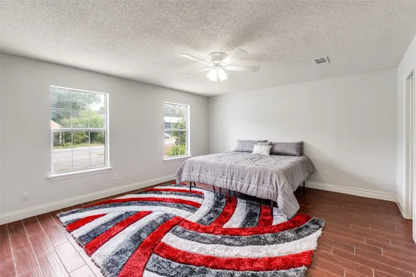 $459,500 | 417 North Blanco Street, Lockhart, TX 78644