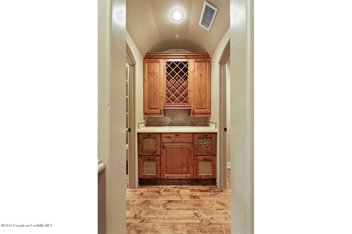 435 Glen Holly Drive Pasadena, CA 91105 - Photo 19 of 30 G24I7848