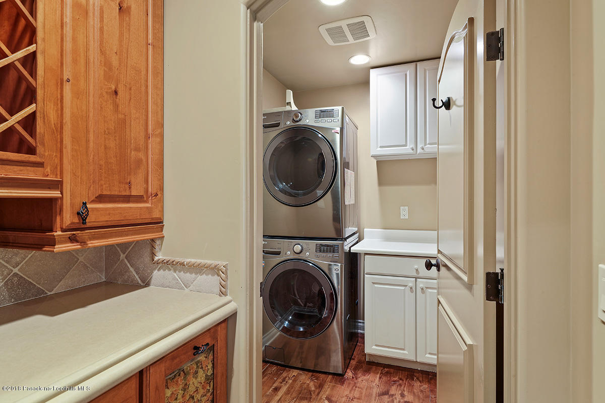 435 Glen Holly Drive Pasadena, CA 91105 - Photo 20 of 30 G24I7855