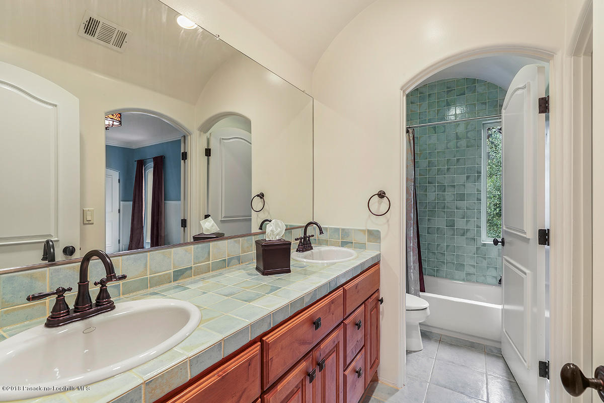 435 Glen Holly Drive Pasadena, CA 91105 - Photo 23 of 30 G24I7884