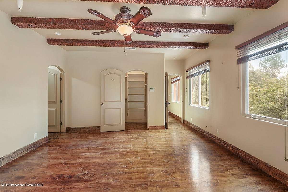 435 Glen Holly Drive Pasadena, CA 91105 - Photo 26 of 30 G24I7908