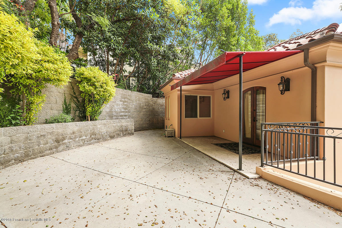 435 Glen Holly Drive Pasadena, CA 91105 - Photo 7 of 30 G24I7748