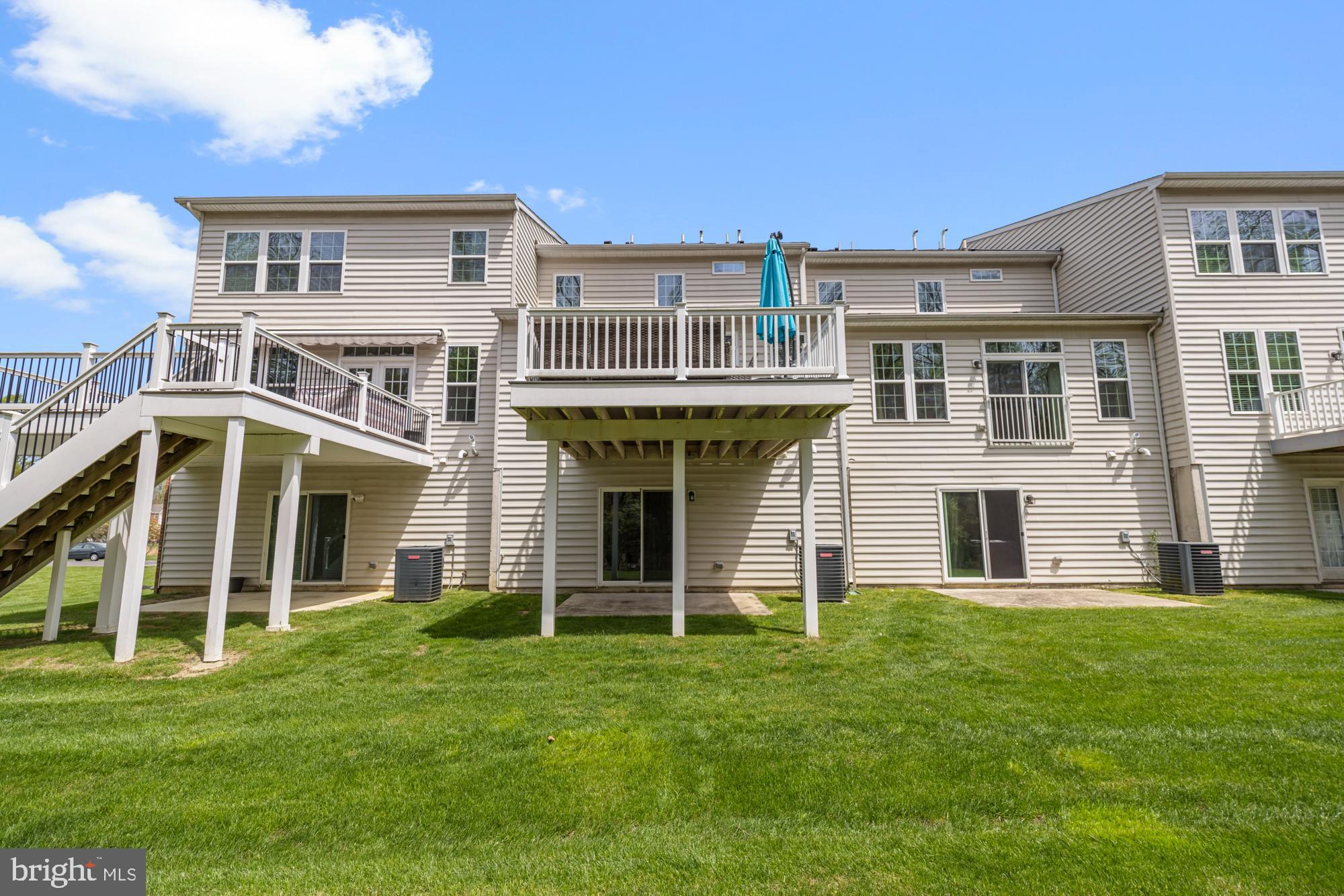 89 Isabelle Court Marlton, NJ 08053 - Photo 29 of 31 a front view of a house with a yard