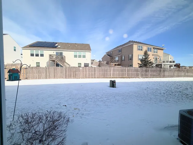 $255,000 | 233 Wildmeadow Lane, Woodstock, IL 60098