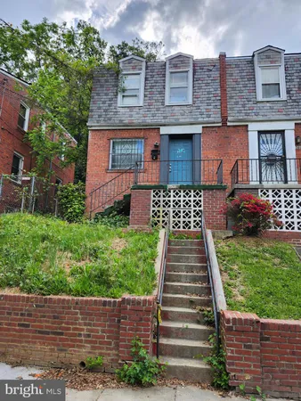 $200,000 | 544 48th Place Northeast, Washington, DC 20019