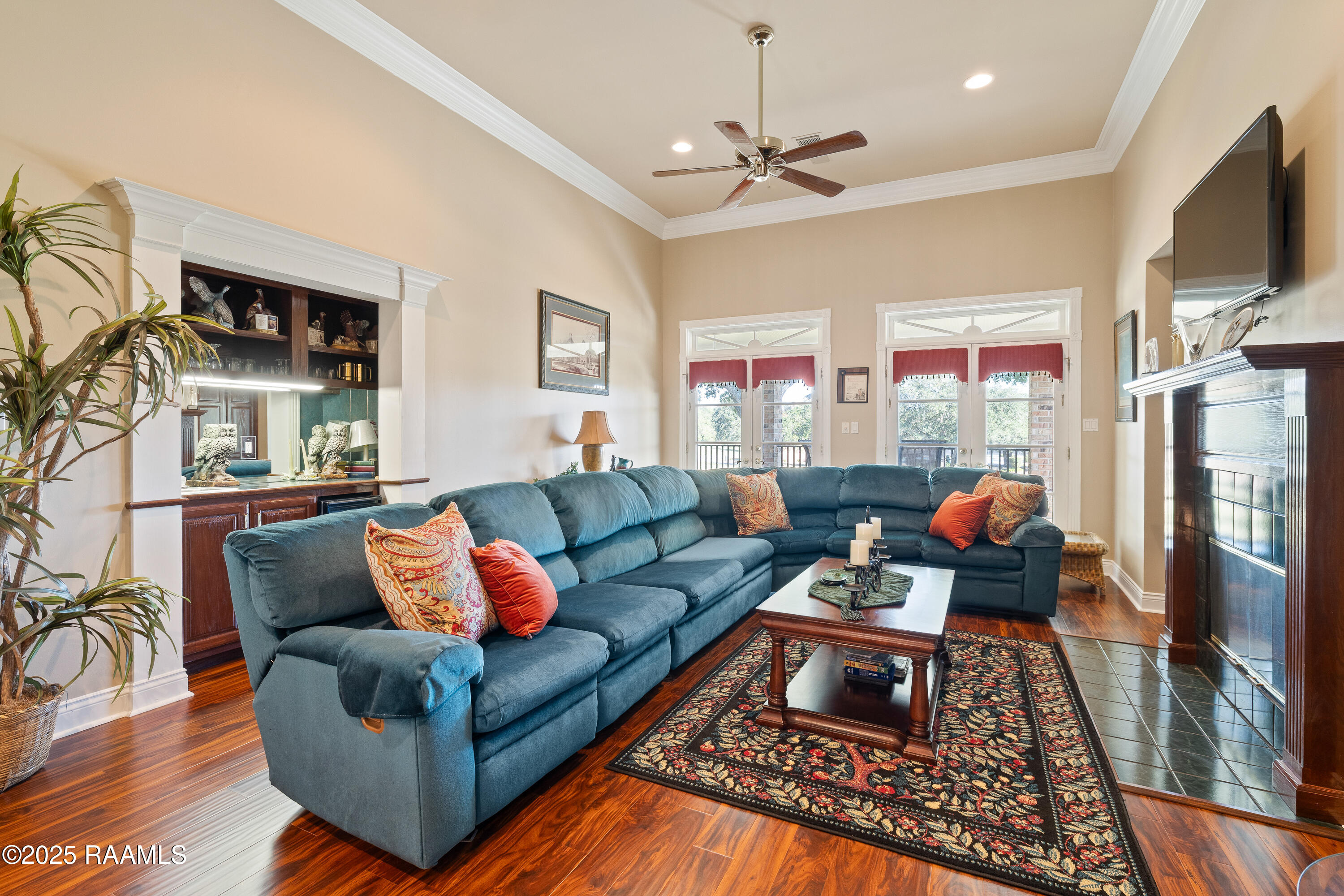 306 Sawgrass Lane Broussard, LA 70518 - Photo 25 of 45 Upstairs living area