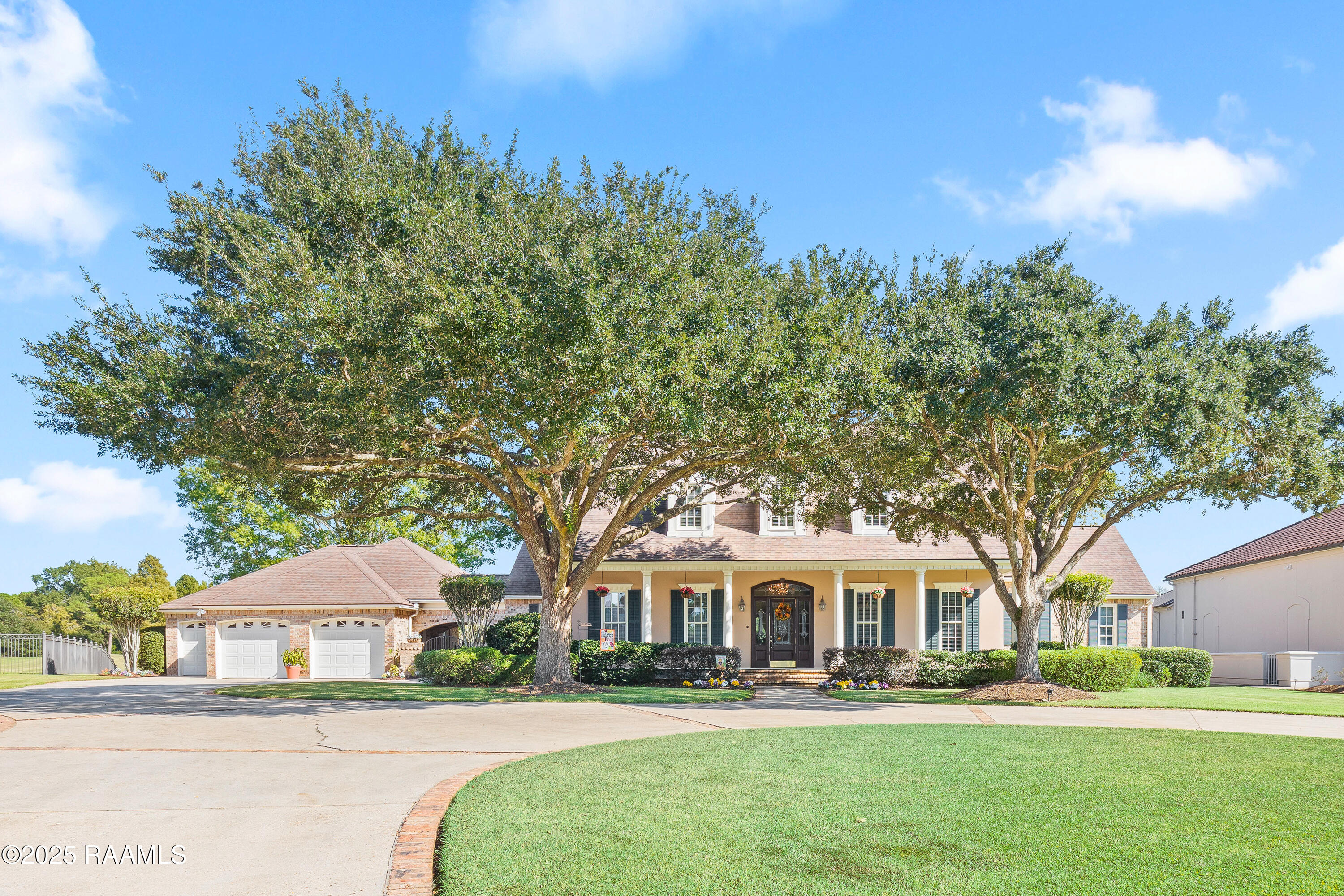 306 Sawgrass Lane Broussard, LA 70518 - Photo 37 of 38 Acadian Style meets elegance