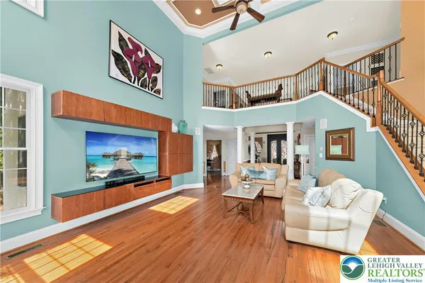 $1,295,000 | 75 Woodside Drive, Easton, PA 18042