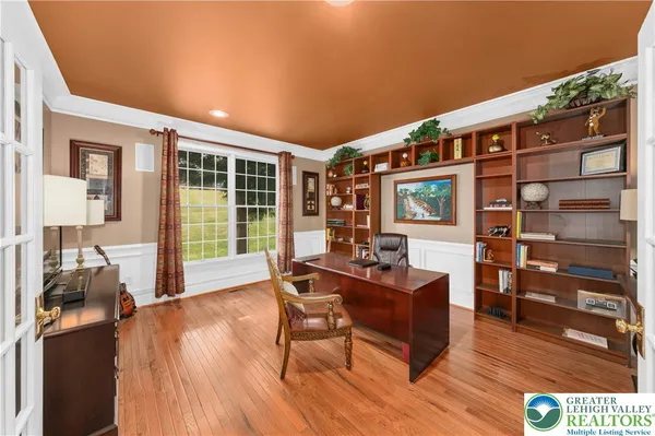 $1,295,000 | 75 Woodside Drive, Easton, PA 18042