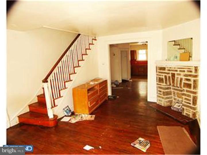 377 Bayard Road Upper Darby, PA 19082 - Photo 5 of 25