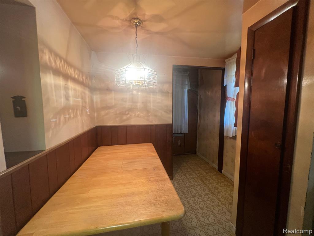 6351 North Beck Road Canton, MI 48187 - Photo 20 of 28