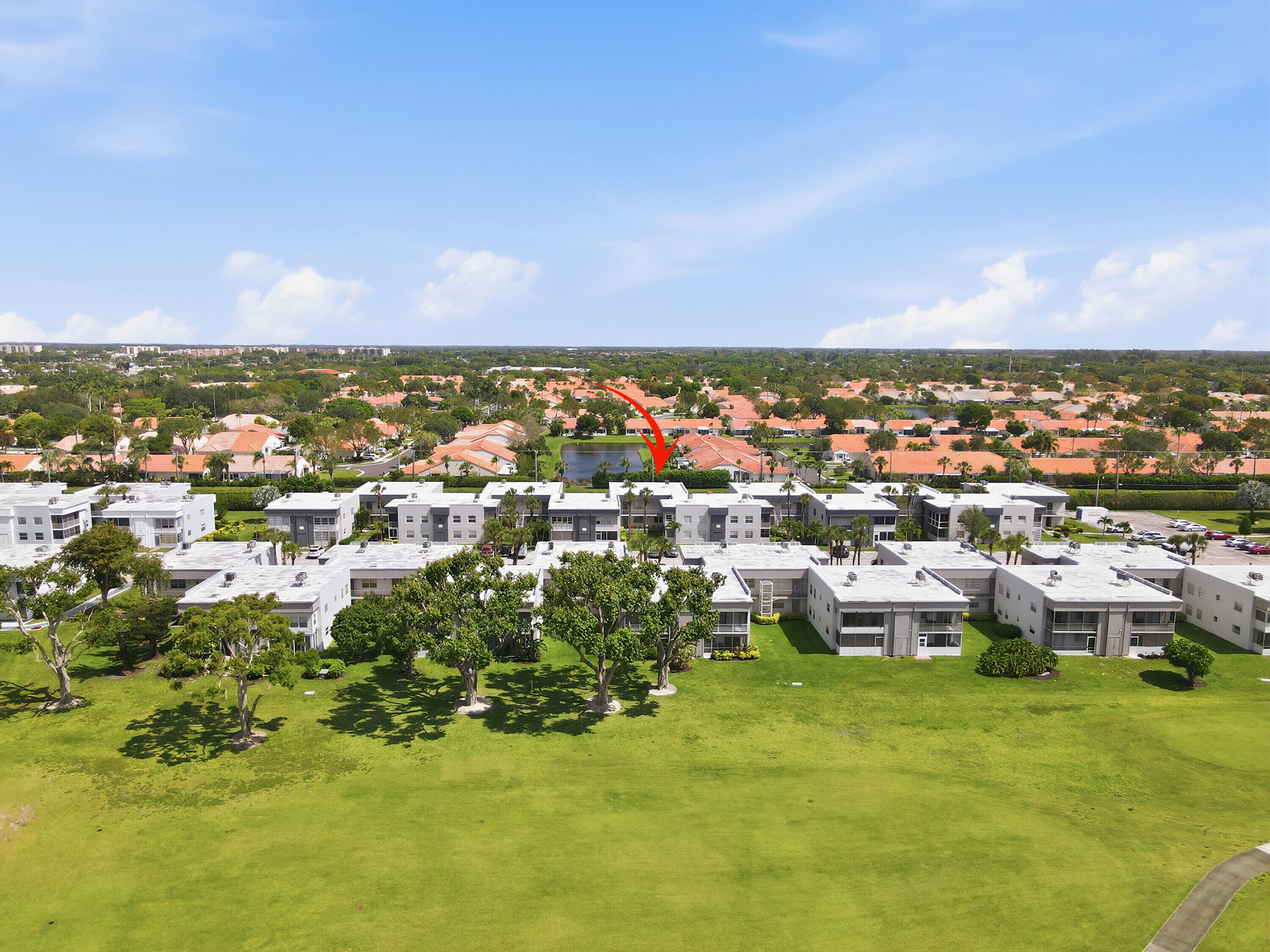 226 Normandy Lane, Unit E Delray Beach, FL 33484 - Photo 16 of 35 a view of a city