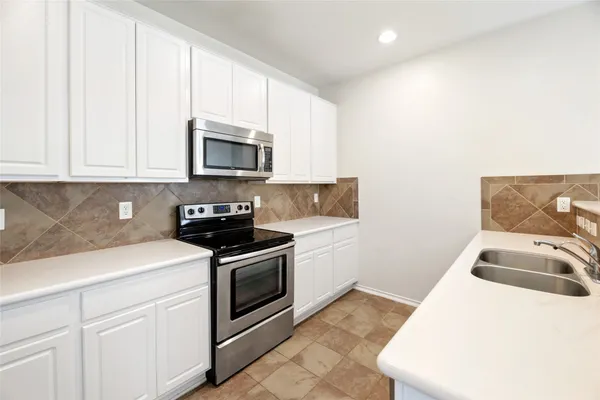 $1,825 | 187 Rummel Drive, Kyle, TX 78640