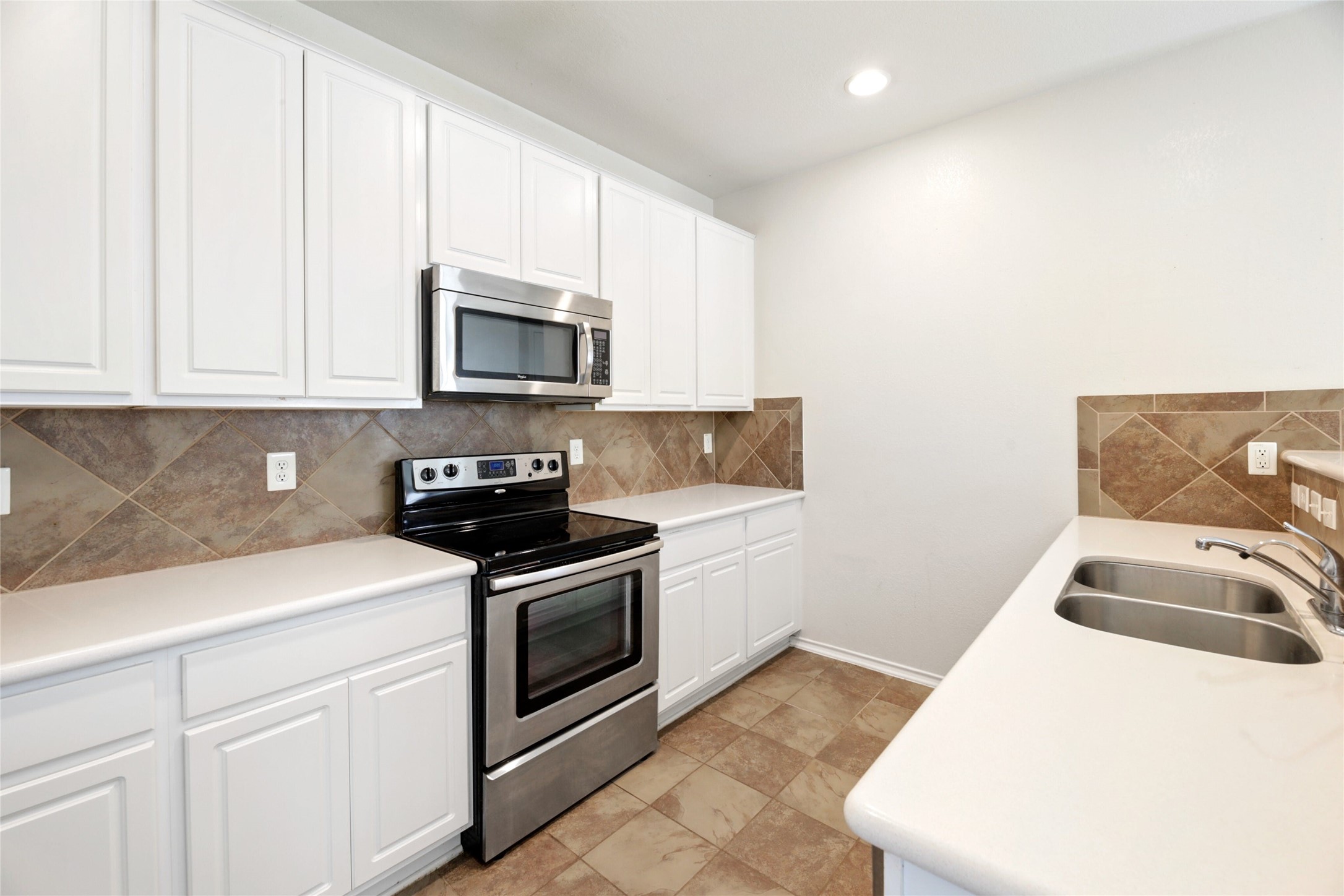 187 Rummel Drive Kyle, TX 78640 - Photo 8 of 25