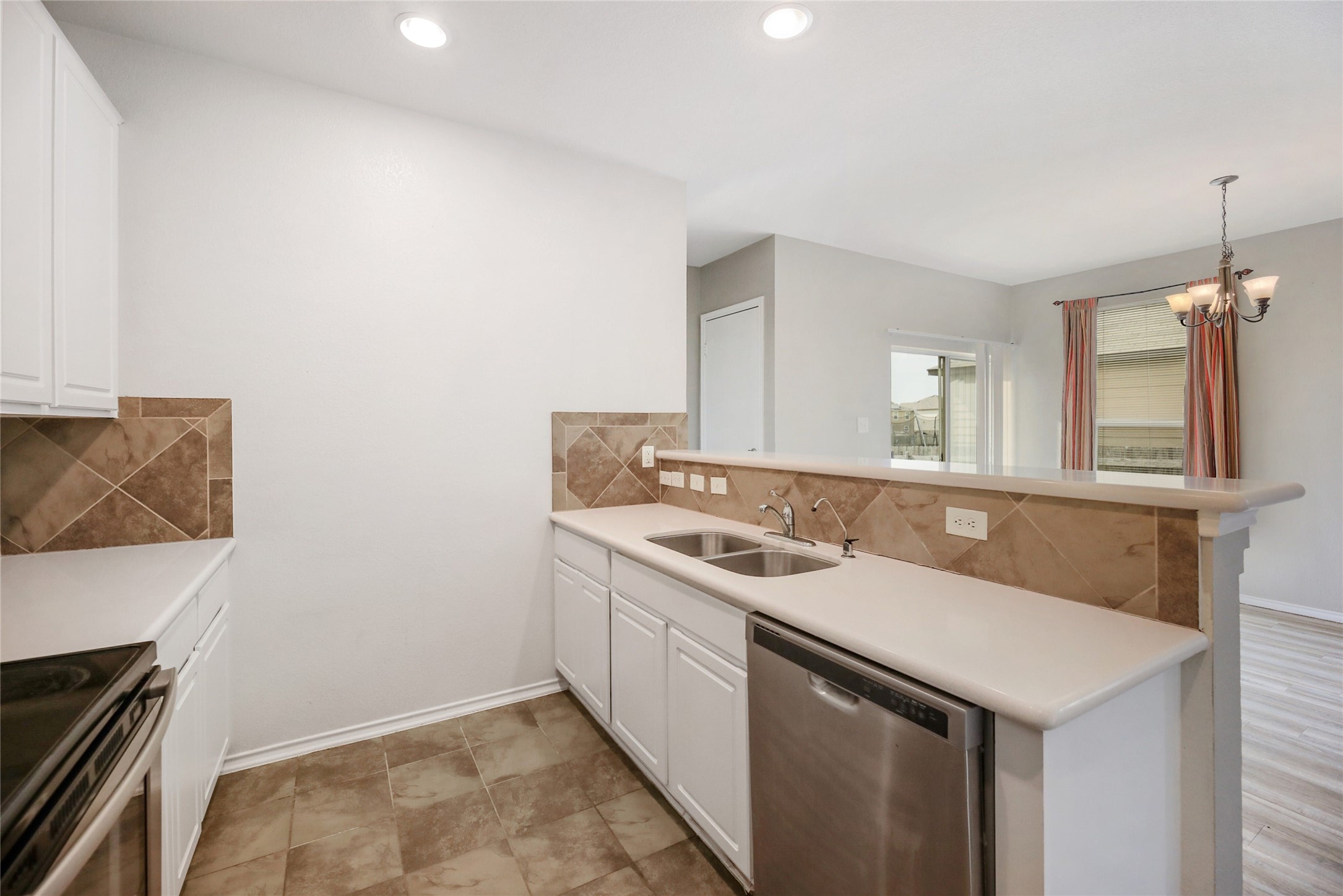 187 Rummel Drive Kyle, TX 78640 - Photo 9 of 25