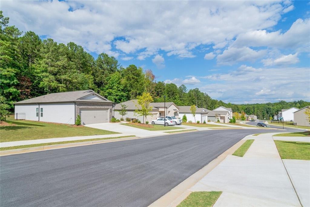 12006 Crosswicks Road, Unit SUNSHINE Union City, GA 30291 - Photo 4 of 25