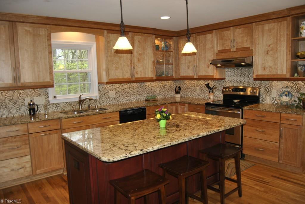 3640 Stancliff Road Clemmons, NC 27012 - Photo 5 of 24 Gallery Image 5