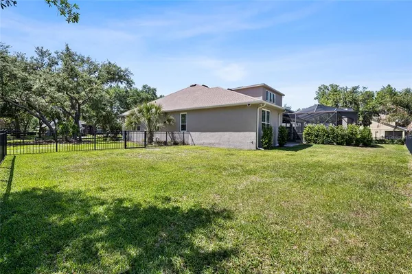 $1,050,000 | 5823 Terncrest Drive, Lithia, FL 33547