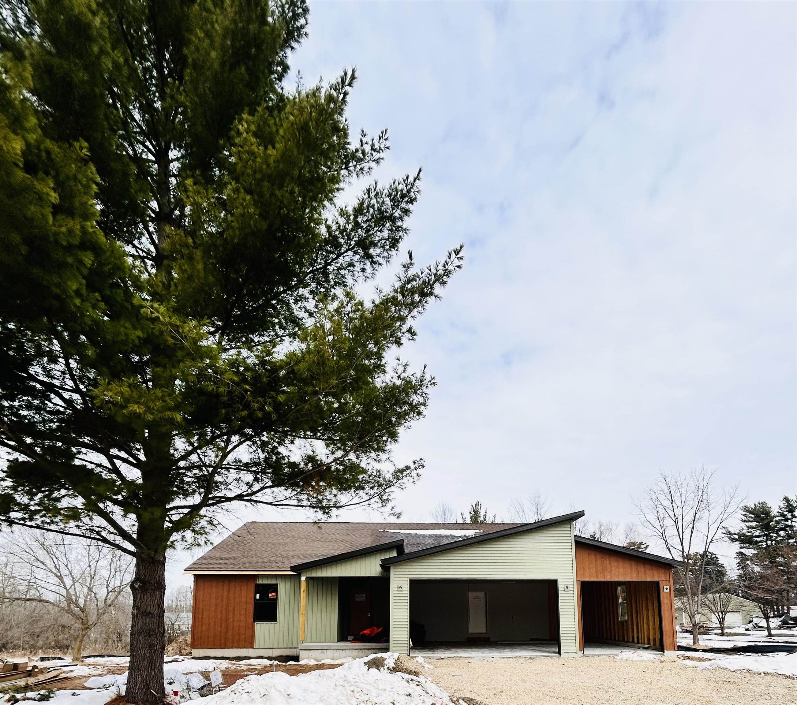 640 Fiddlehead Court Green Lake, WI 54941 - Photo 3 of 5